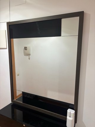 Mueble de entrada con espejo