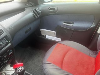 Peugeot 206 2001