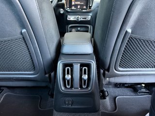VOLVO XC40 1.5 T4 Twin Recharge RDesign Auto