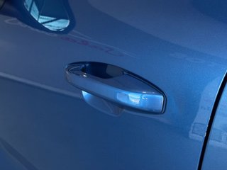 VOLVO XC40 1.5 T4 Twin Recharge RDesign Auto