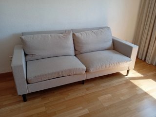 Sofá 2 plazas, tela beige