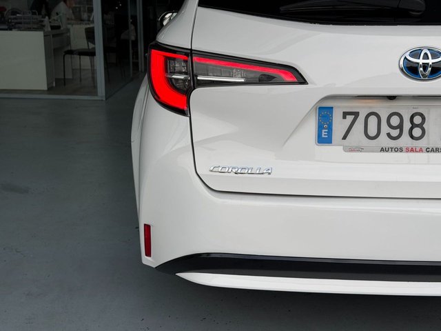 TOYOTA Corolla 1.8 125H ACTIVE TECH ECVT TOU SPORT