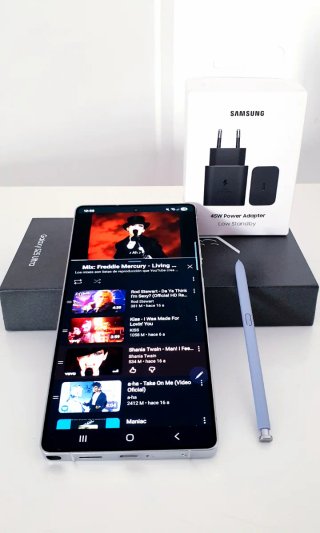 SAMSUNG GALAXY S25 ULTRA