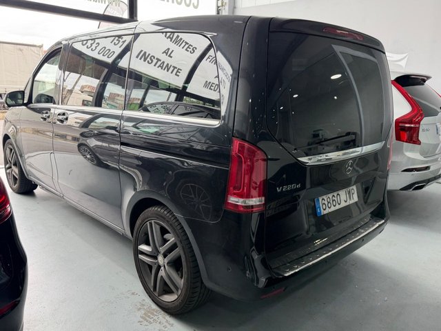 MERCEDES-BENZ Clase V 220 d Avantgarde Compacto