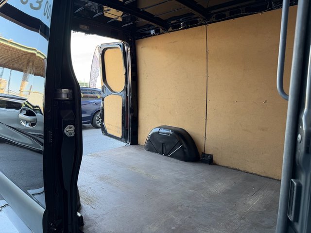 MERCEDES-BENZ Sprinter 311 CDI COMPACTO 3.5T