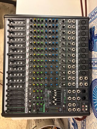 Mesa de mezclas Mackie PROFX16