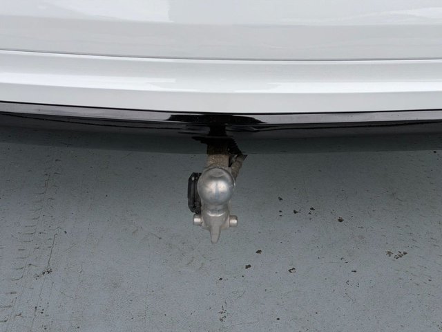 VOLVO XC60 2.0 T6 AWD Recharge Ultimate Dark Auto