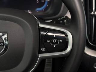 VOLVO XC60 2.0 T6 AWD Recharge Ultimate Dark Auto