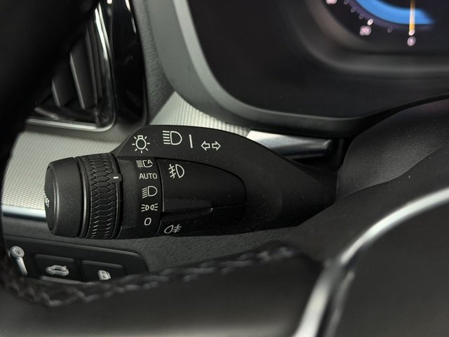 VOLVO XC60 2.0 T6 AWD Recharge Ultimate Dark Auto
