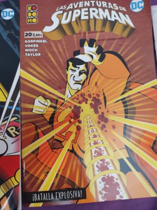 Pequeños Titanes núm. 20 y dos comics más