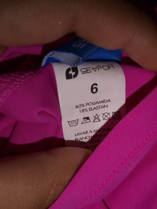 Camiseta piscina rosa fuerte marca seafor