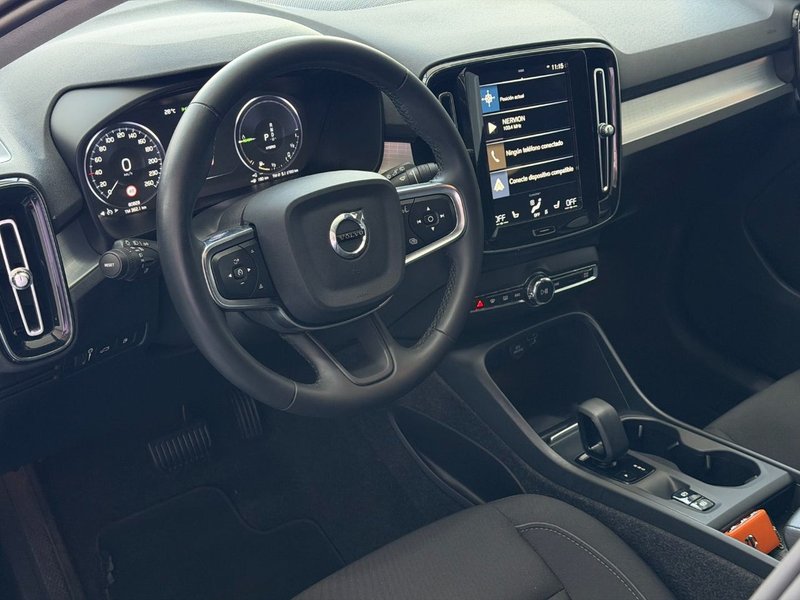 Volvo XC40 2022, foto 8