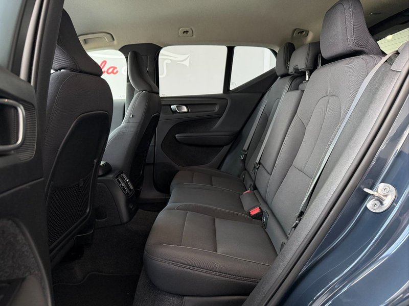 Volvo XC40 2022, foto 10