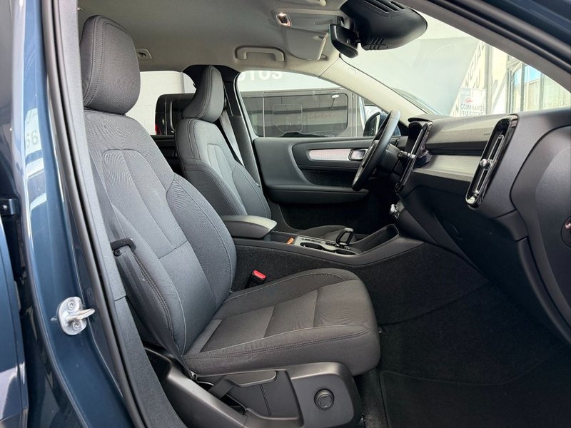 Volvo XC40 2022, foto 13