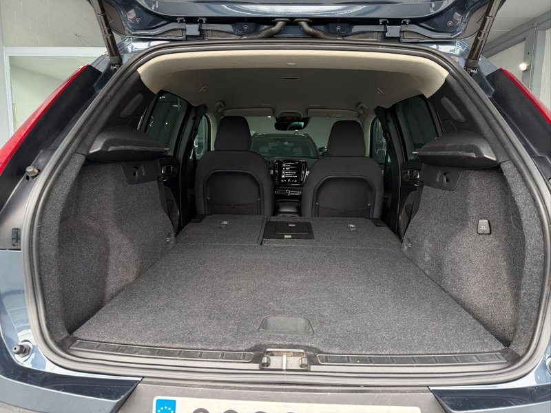 Volvo XC40 2022, foto 16