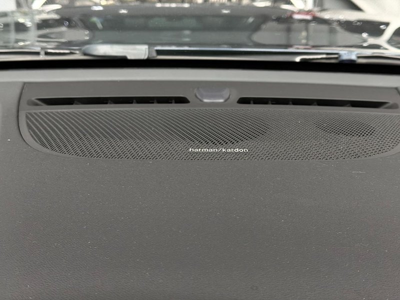 Volvo XC40 2022, foto 32
