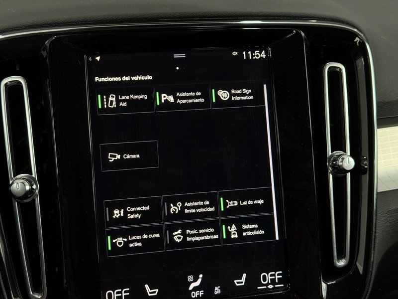 Volvo XC40 2022, foto 40