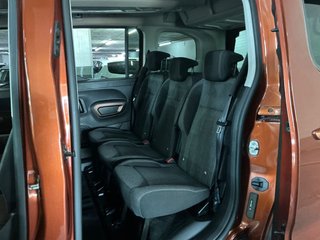 Peugeot Rifter AUT + TECHO+GRIP CONTROL