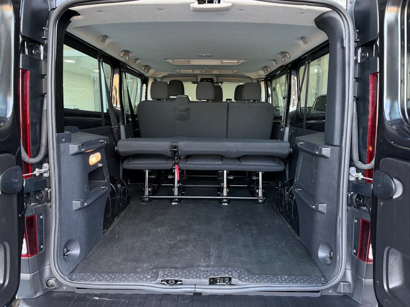 Renault Trafic 2023, foto 14