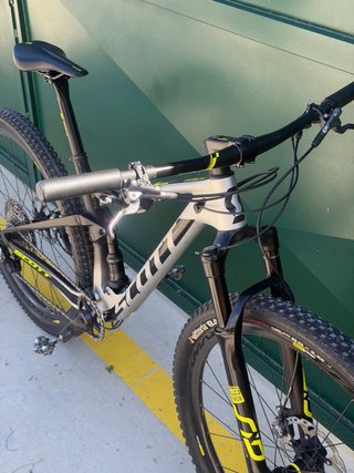 Scott Spark RC 900 Pro Carbon con ruedas d carbono