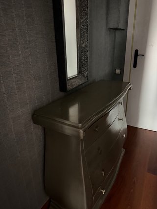 Cómoda y espejo recibidor gris/plata