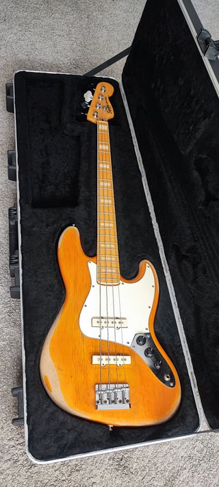 Bajo Fender Squier Jazz Bass 77 Vintage