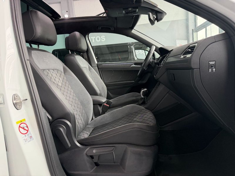 Volkswagen Tiguan R-Line 1.5 TSI DSG 2023, foto 9
