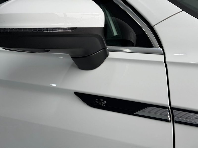 Volkswagen Tiguan R-Line 1.5 TSI DSG 2023, foto 20