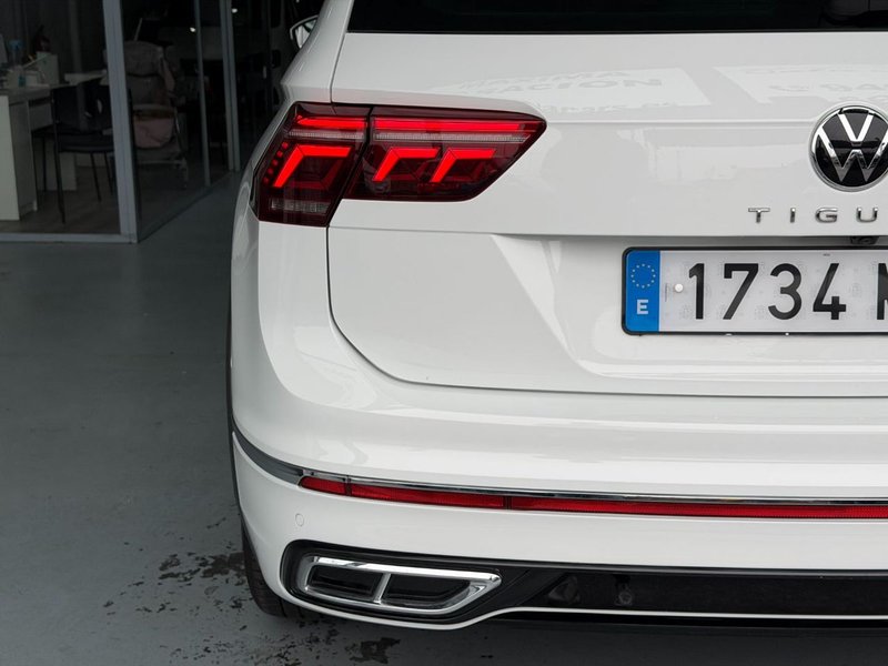 Volkswagen Tiguan R-Line 1.5 TSI DSG 2023, foto 26