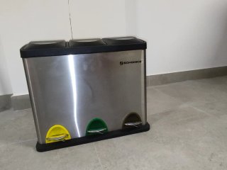 Cubo reciclaje Songmics 3 compartimentos pedal