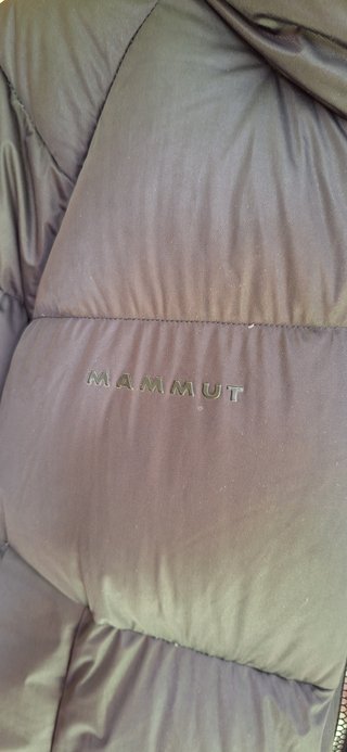 Chaqueta de Plumas Mammut Negra