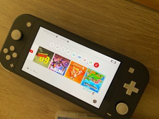 Nintendo Switch Lite Negra + Minecraft (opcional)