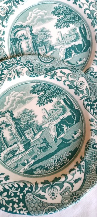2 Spode Heritage Green