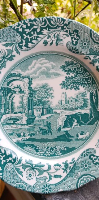 2 Spode Heritage Green