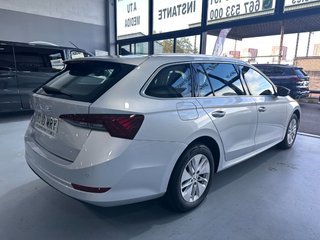 SKODA Octavia Combi 2.0 TDI 85kW 115CV Selection