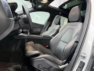 VOLVO XC60 2.0 T6 AWD Recharge Plus Dark Auto