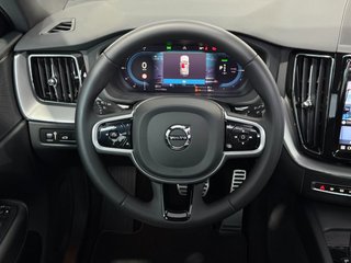 VOLVO XC60 2.0 T6 AWD Recharge Plus Dark Auto