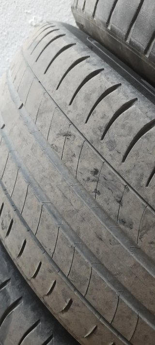 Llantas Mercedes-Benz con Neumáticos