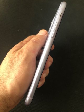 iPhone 11 64GB morado