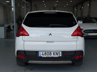 PEUGEOT 3008 HYbrid4 Limited Edition