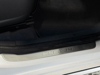 PEUGEOT 3008 HYbrid4 Limited Edition