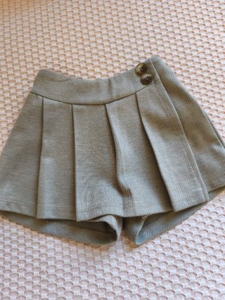 Falda pantalón con botones