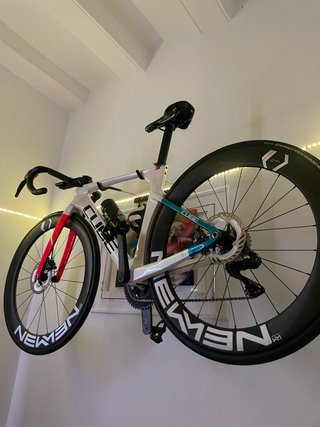Bicicleta de carretera CUBE