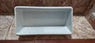 Jabonera de porcelana blanca