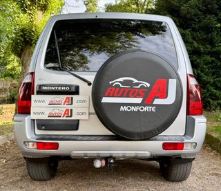 Mitsubishi Montero 2004