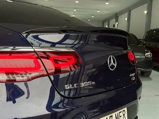 MERCEDES-BENZ GLC Coupe GLC 300 e 4MATIC