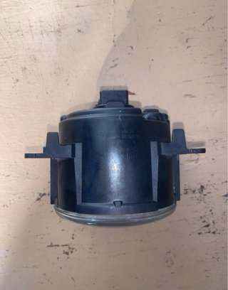 Faro Antiniebla Izquierdo C4