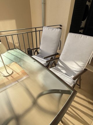 Mesa cristal y 4 sillas exterior