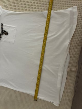 Camiseta Algodón Detalles Negros