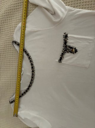 Camiseta Algodón Detalles Negros